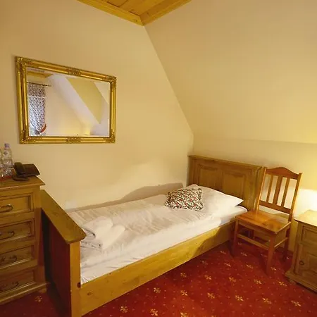 ホテル Regionalny & 4*